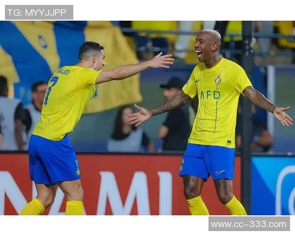 塔利斯卡完美帽子戏法展现转型中锋实力三次抢点三次破门左右脚头球俱佳 塔利斯卡完美帽子戏法展现转型中锋实力三次抢点三次破门左右脚头球俱佳